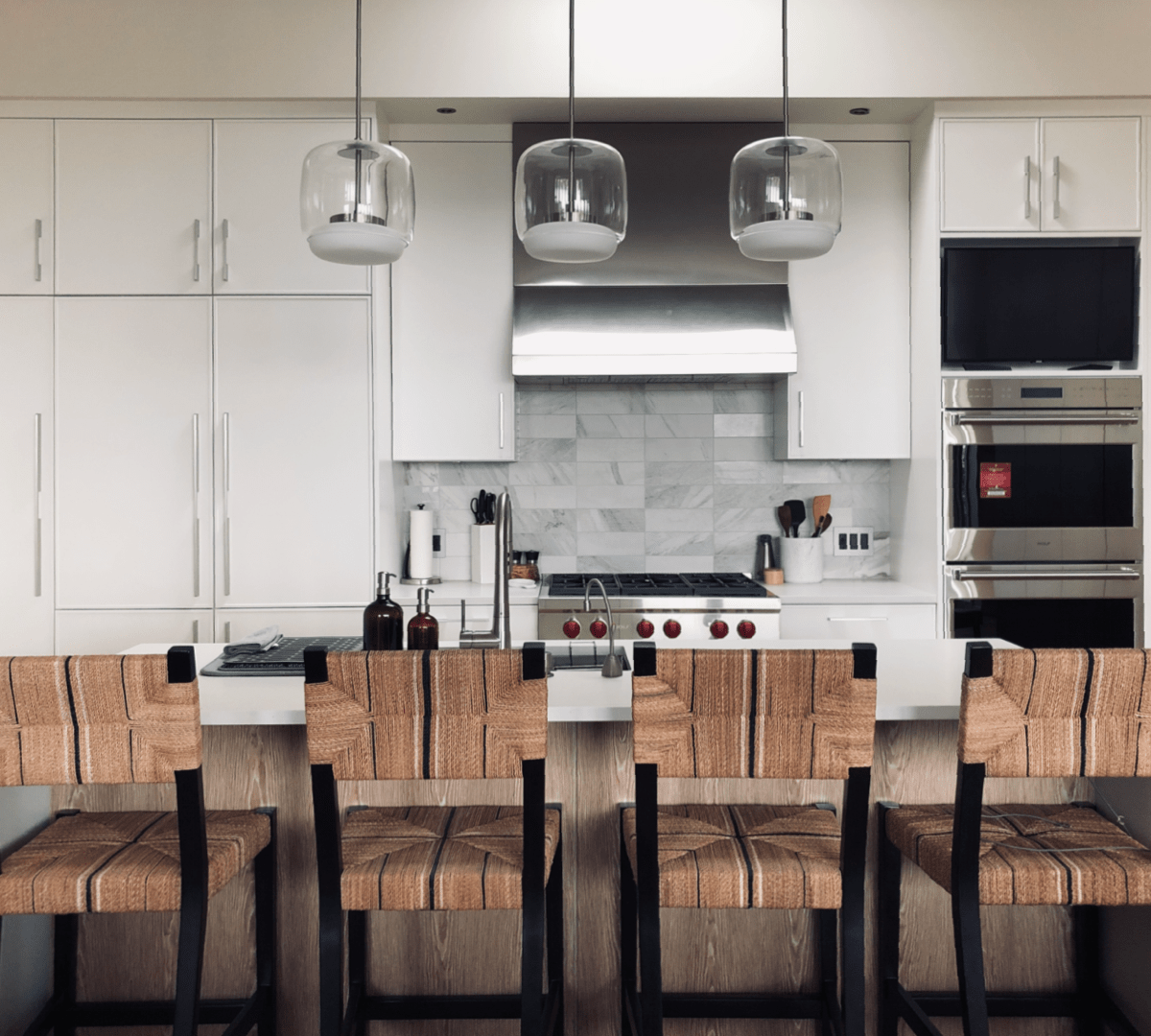 kitchen with island contact image